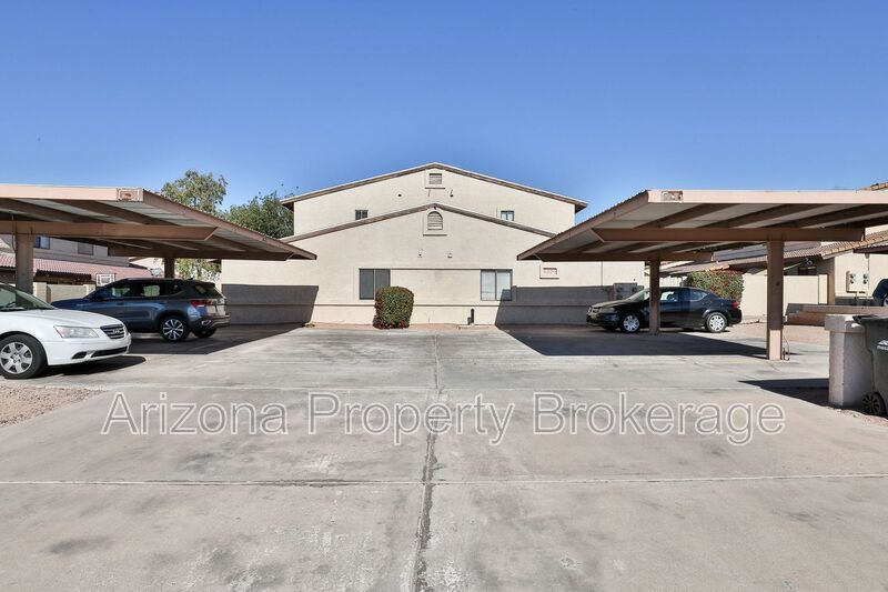 6220 E Greenway St in Mesa, AZ - Building Photo