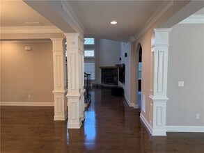 5670 Bridleton Crossing, Unit 02 in Suwanee, GA - Building Photo - Building Photo