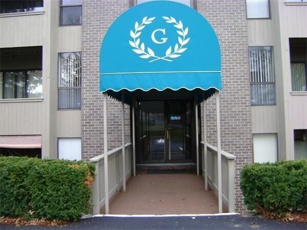 16 Shrewsbury Green Dr in Shrewsbury, MA - Building Photo