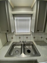 14319 Henry Rd-Unit -7 in Houston, TX - Building Photo - Building Photo