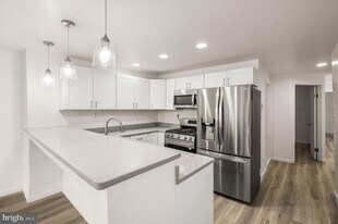 1633 Germantown Ave in Philadelphia, PA - Building Photo