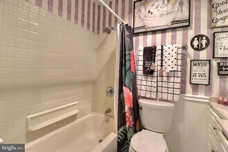 24 Forestview Pl in Willingboro, NJ - Foto de edificio - Building Photo