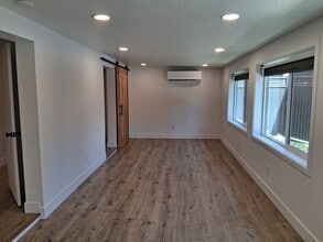 425 Holly St in Ashland, OR - Building Photo - Building Photo
