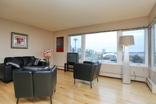 Vali Hai in Seattle, WA - Building Photo