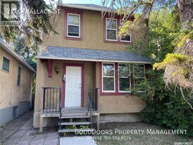 2460 Wallace St in Regina, SK - Building Photo