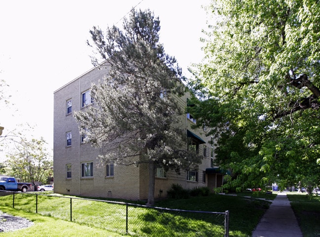 Audrey Pointe Condominiums in Denver, CO - Building Photo - Building Photo