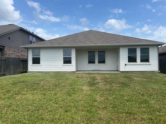 14537 Montclair Way in Magnolia, TX - Building Photo - Building Photo