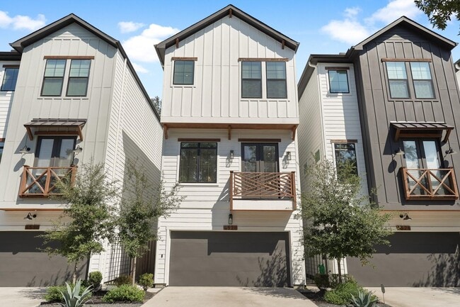 property at 4528 Curtin Park Ct