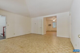 1227 Park St in Charlottesville, VA - Building Photo - Building Photo