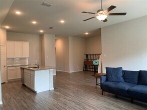 6011 Priory Dr in Celina, TX - Foto de edificio - Building Photo