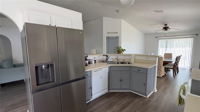318 Colony Ct in Kissimmee, FL - Foto de edificio - Building Photo