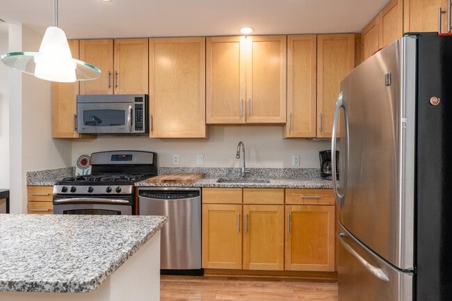 525 N Fayette St in Alexandria, VA - Building Photo - Building Photo