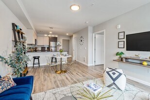 Geo in Shoreline, WA - Building Photo