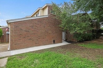 1916 Shorewood Dr in Grapevine, TX - Building Photo - Building Photo