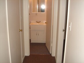 5029 Roosevelt Way NE in Seattle, WA - Building Photo - Building Photo