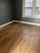 672 N Fred Shuttlesworth Cir in Cincinnati, OH - Building Photo - Building Photo