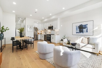 808 12th St NE, Unit #3 in Washington, DC - Building Photo - Building Photo