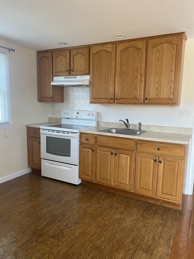 2A Cecil Pl