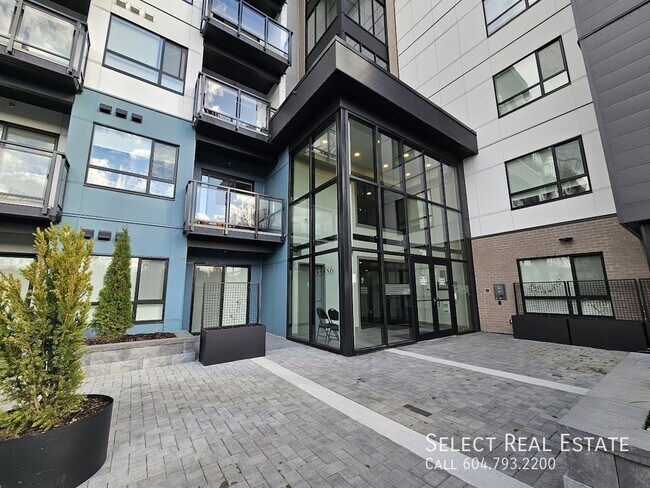 property at 33886 Pine St