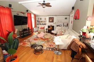 24 Arlington Rd in Woburn, MA - Building Photo - Building Photo