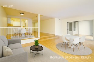 4807 Woodley Ave in Los Angeles, CA - Building Photo