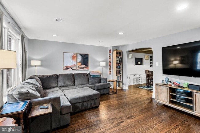 339 Comly Ave in Collingswood, NJ - Building Photo - Building Photo