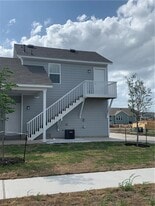587 Ferrule Dr in Kyle, TX - Building Photo