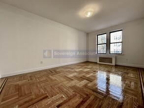 121 Bennett Avenue in New York, NY - Foto de edificio - Floor Plan