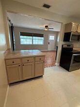 206 40th Ave NE in St. Petersburg, FL - Building Photo - Building Photo