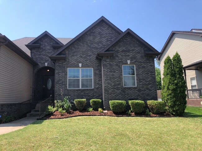 1394 Raven Rd in Clarksville, TN - Building Photo - Building Photo