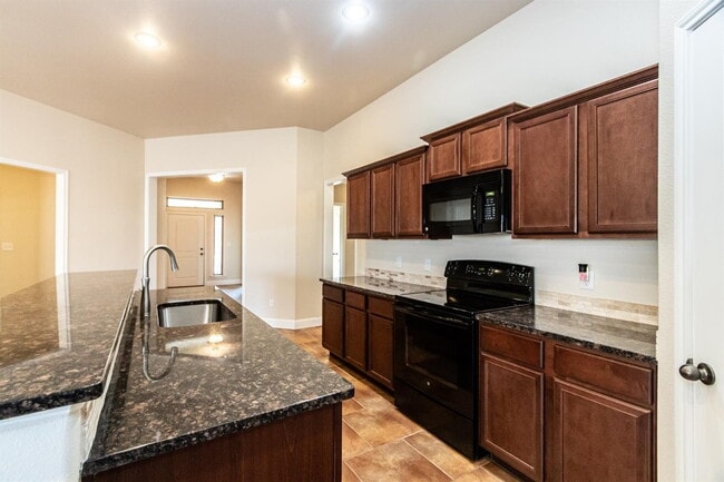 9706 Ridgely Ave in Lubbock, TX - Building Photo - Building Photo