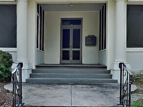 1806 W Morrison Ave-Unit -4 in Tampa, FL - Building Photo - Building Photo