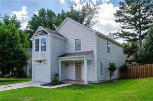 10840 Mortons Crossing in Alpharetta, GA - Building Photo