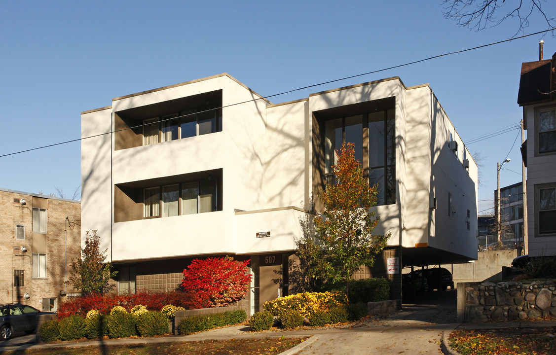 507 Hill St in Ann Arbor, MI - Foto de edificio