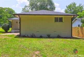215 Hubbard St in Monroe, GA - Building Photo - Building Photo