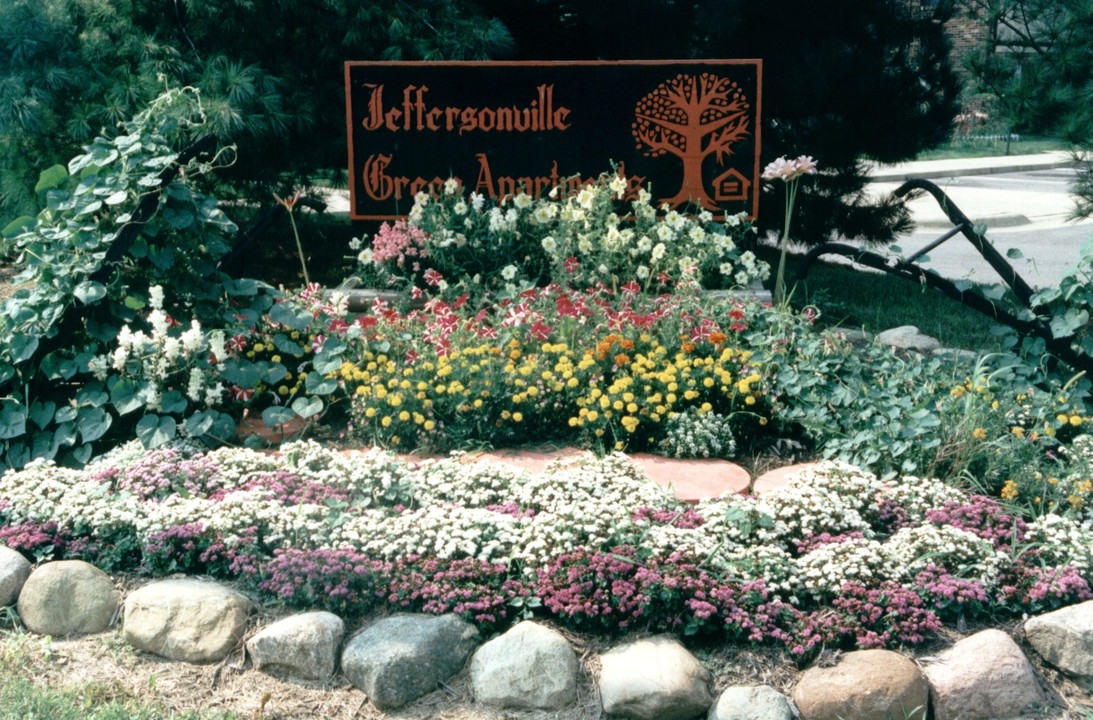 Jeffersonville Green in Jeffersonville, OH - Foto de edificio