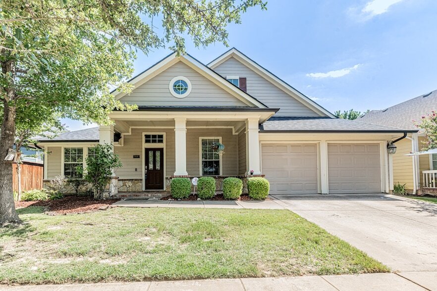 811 Bradford St in Argyle, TX - Building Photo