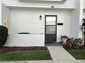 2016 Lakeview Dr in Sebring, FL - Building Photo