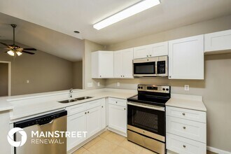 8360 Coral Dr in Ft. Myers, FL - Building Photo - Building Photo