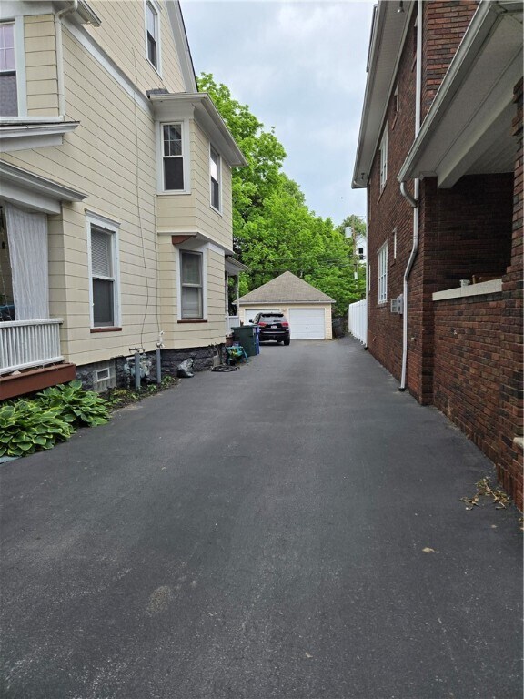 167 Rosedale St in Rochester, NY - Building Photo - Building Photo