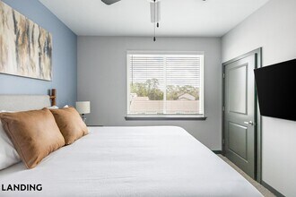 8511 Myslak Wy, Unit 8572D in Pensacola, FL - Foto de edificio - Building Photo