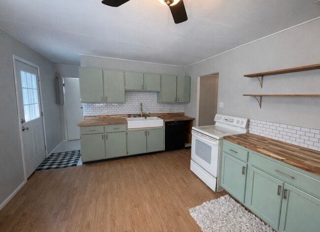 439 Rosewood Ct in Ontario, OH - Building Photo - Building Photo