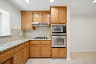 359 N Pennsylvania Ave in Glendora, CA - Building Photo - Building Photo