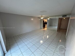 5731 NW 37th St, Unit 221 in Virginia Gardens, FL - Building Photo - Building Photo