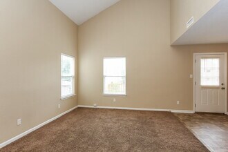 1240 Cutler Ln in Greenwood, IN - Building Photo - Building Photo