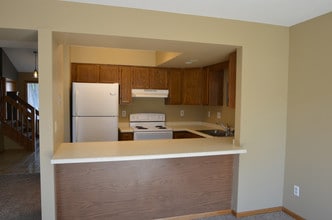 570 Braund St in Onalaska, WI - Building Photo - Building Photo