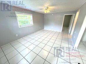 2421 8th St in Sarasota, FL - Building Photo - Building Photo