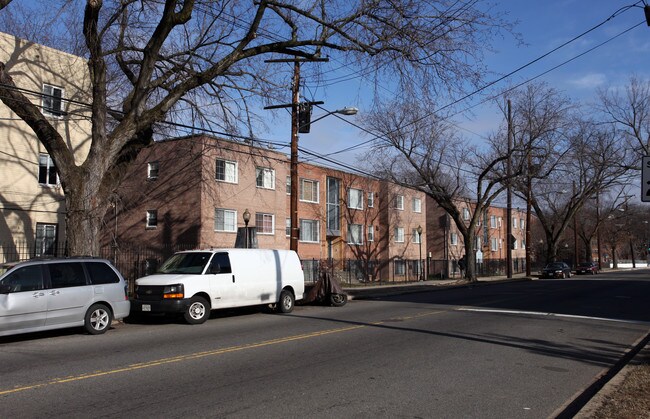 The Jackson Apartments in Washington, DC - Building Photo - Building Photo