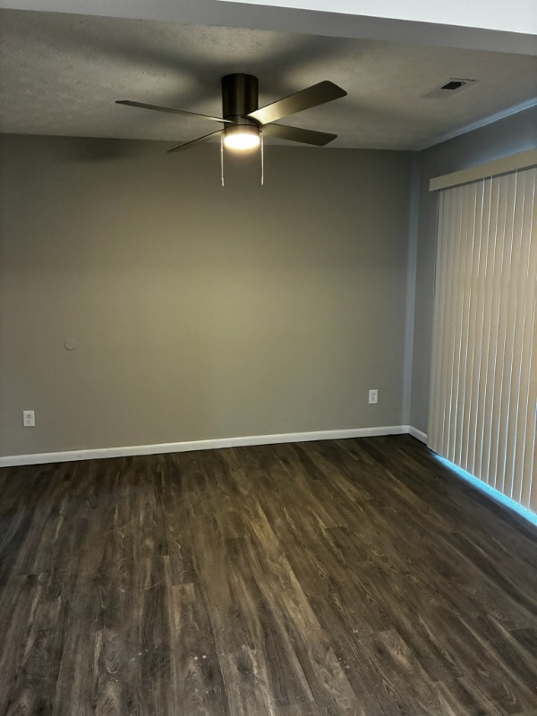 720 Ohio Pike in Cincinnati, OH - Building Photo - Building Photo