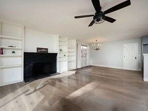 12290 Dyer Ct in Auburn, CA - Building Photo - Building Photo